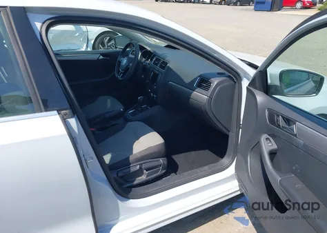 2017 Volkswagen Jetta 1.4T S из США, поврежденный, VIN 3VW2B7AJ2HM356071